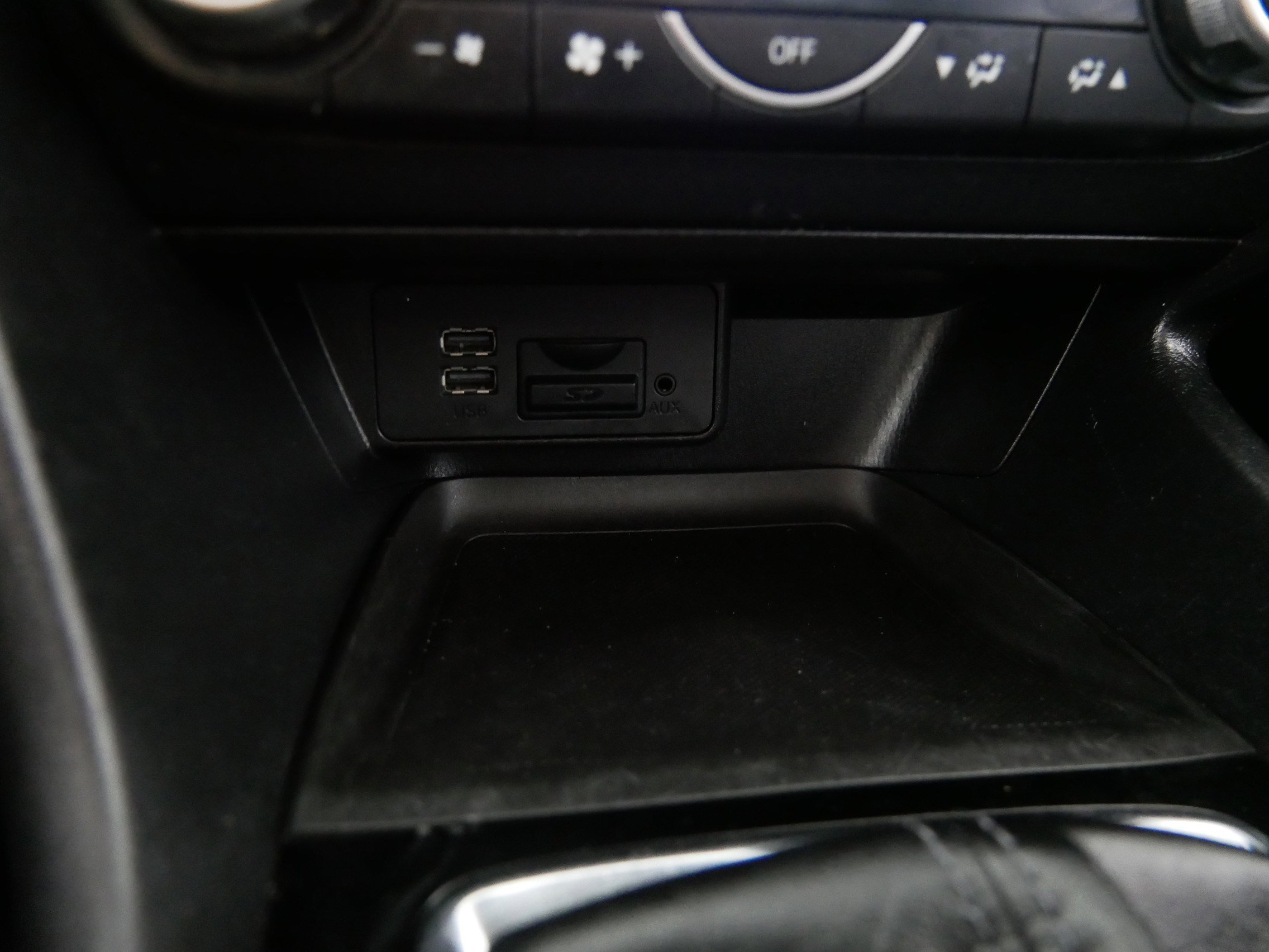 2018 Mazda Mazda3 Grand Touring photo 31