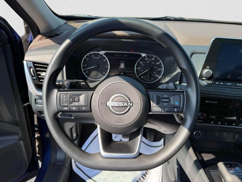 2023 Nissan Rogue SV photo 9
