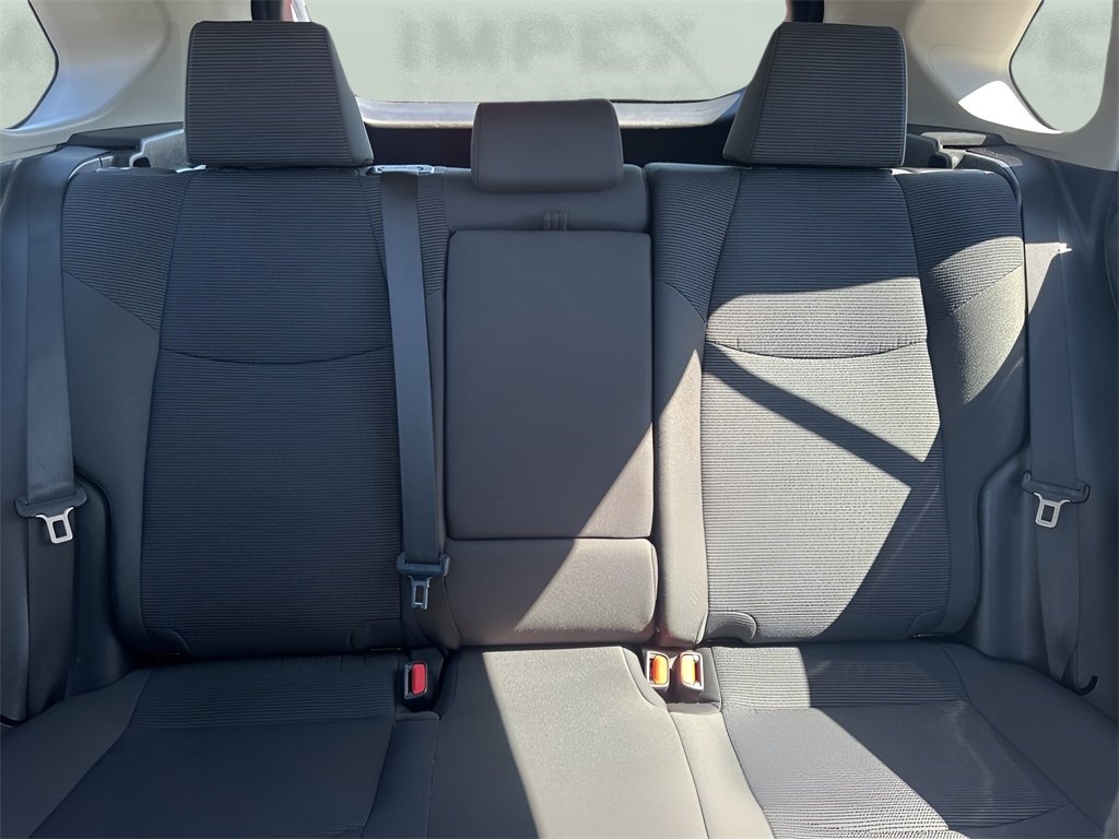 2024 Toyota RAV4 LE photo 9