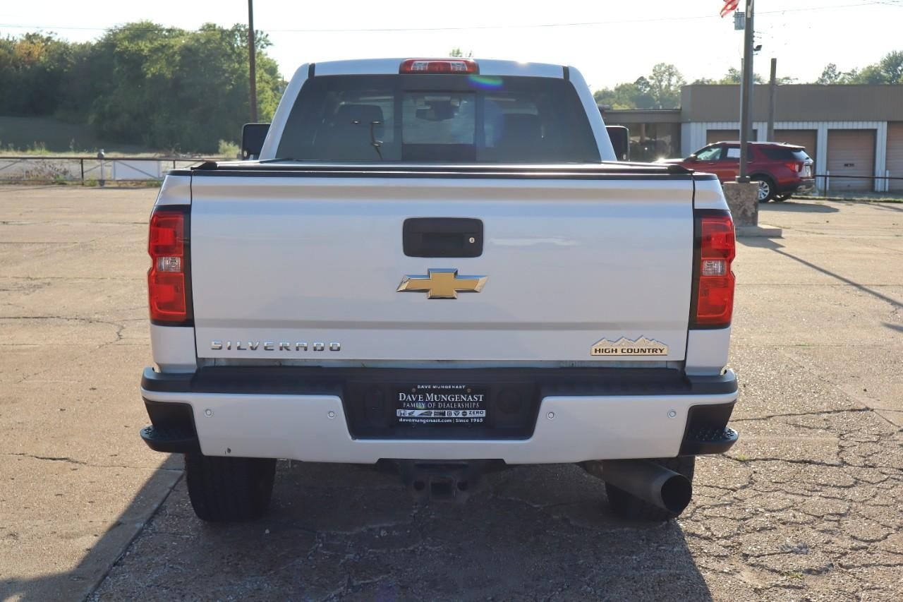 2019 Chevrolet Silverado 2500HD High Country photo 4