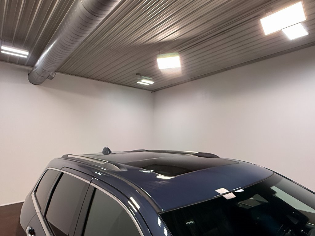 2020 Jeep Grand Cherokee Overland photo 38