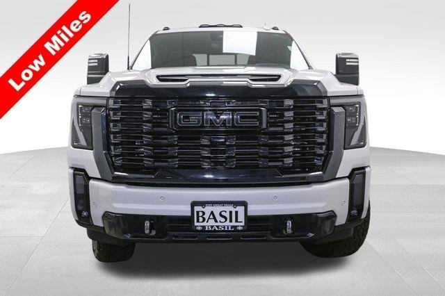 2024 Gmc Sierra 2500 HD Denali Ultimate photo 3