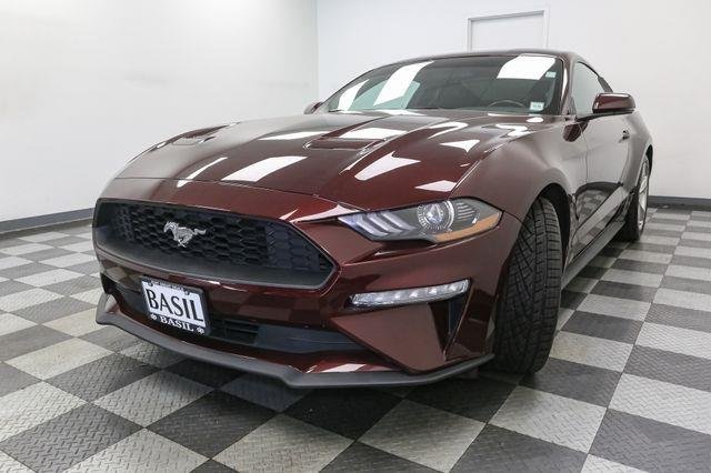 2018 Ford Mustang EcoBoost Premium photo 4