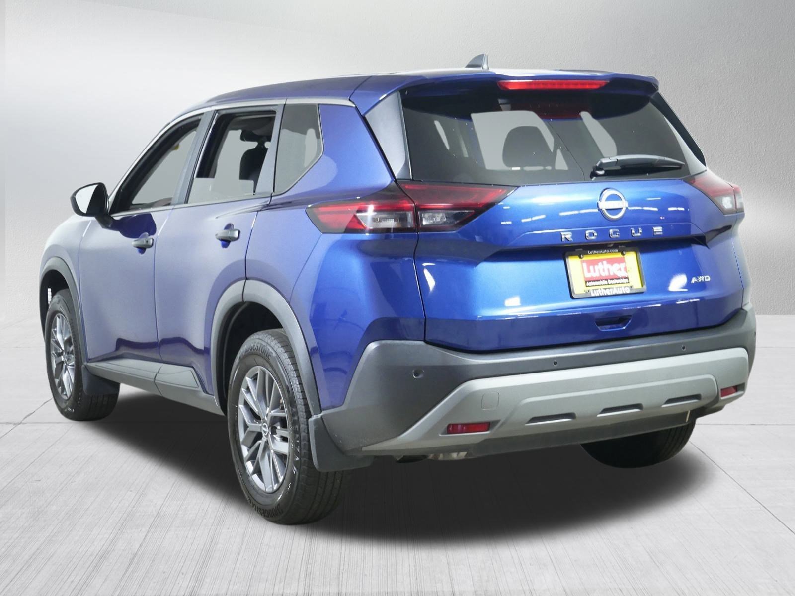 2023 Nissan Rogue S photo 5
