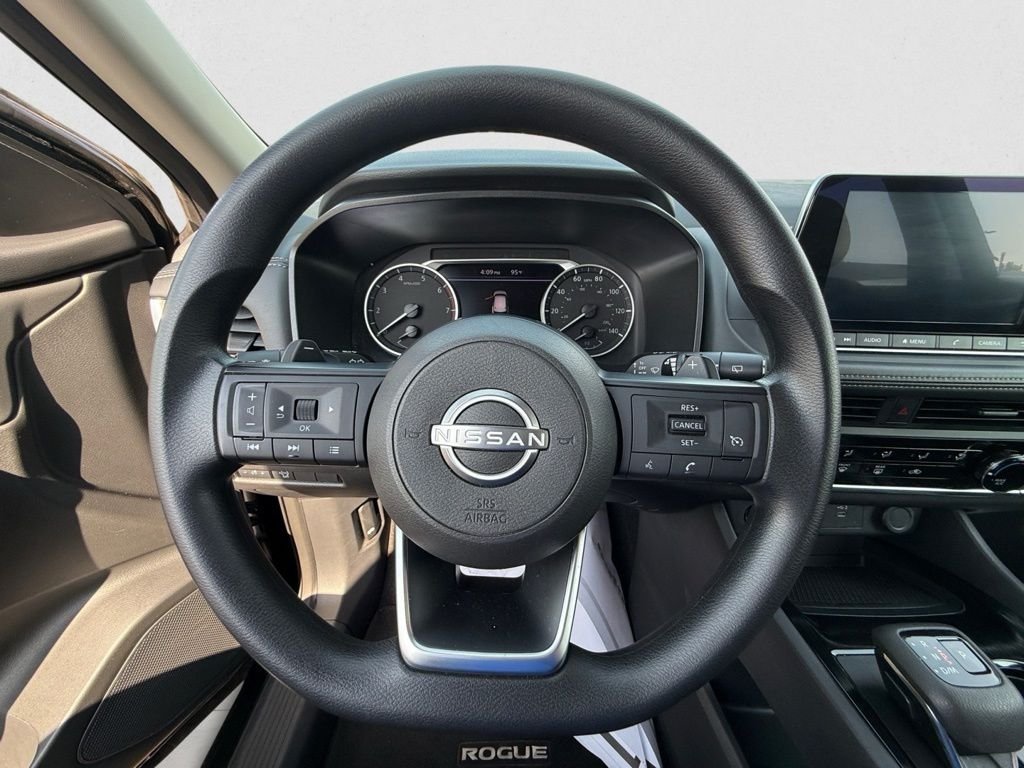2024 Nissan Rogue S photo 13