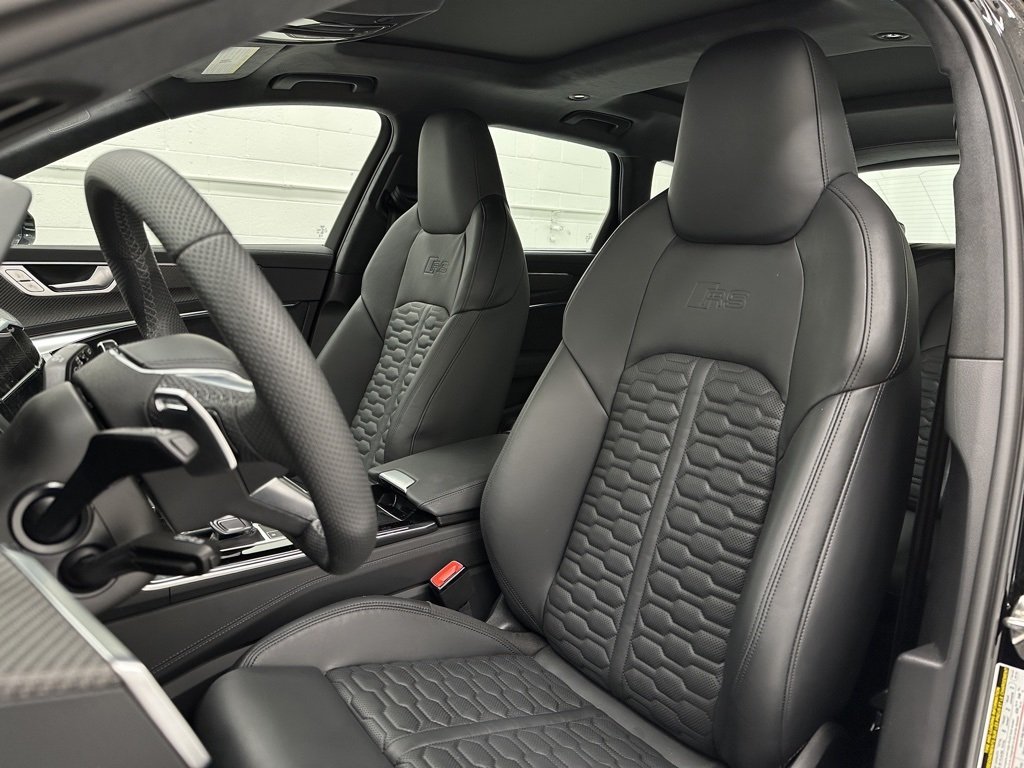 2025 Audi RS 6 Avant Performance photo 12