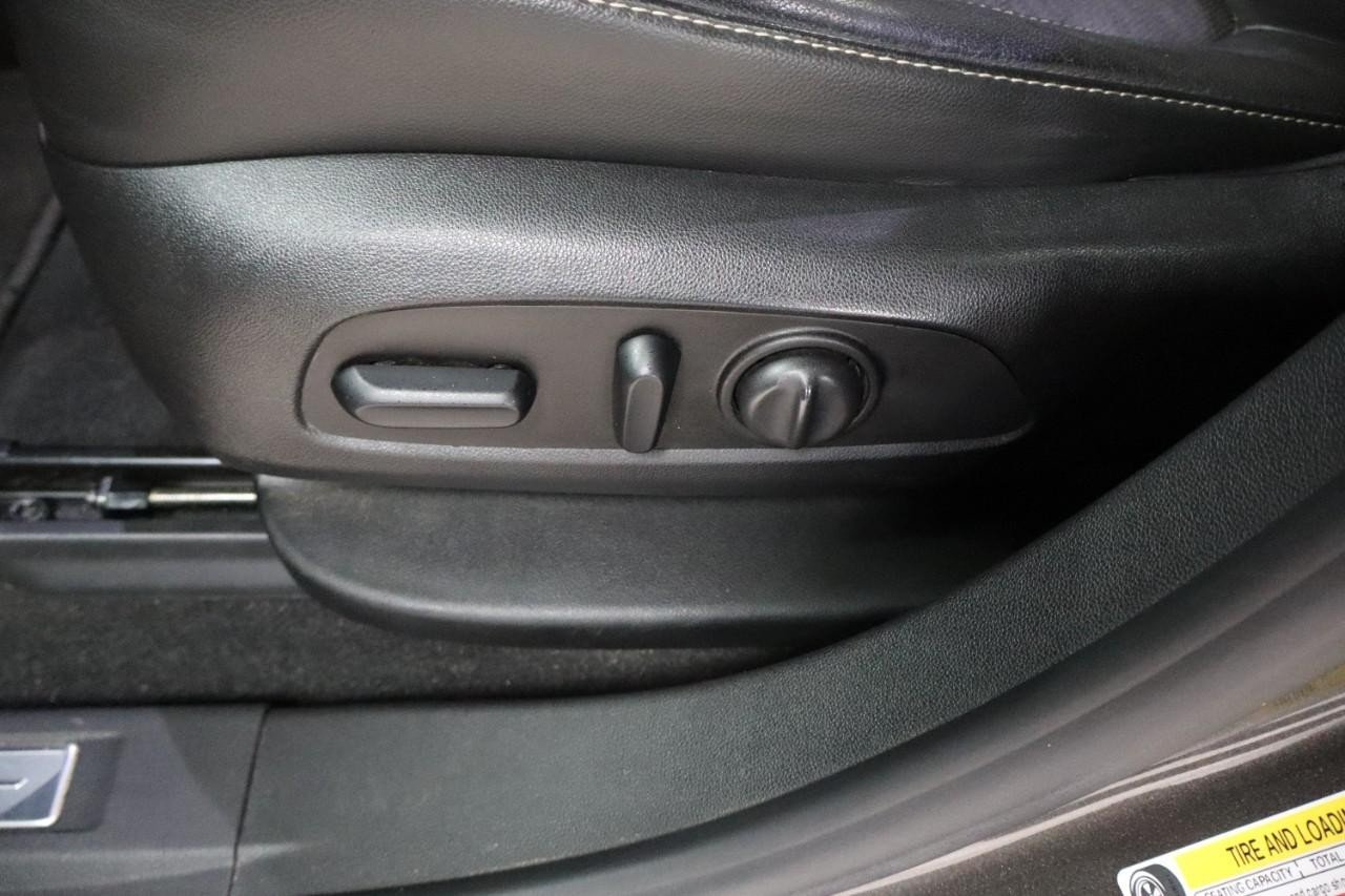 2020 Gmc Acadia SLT photo 9