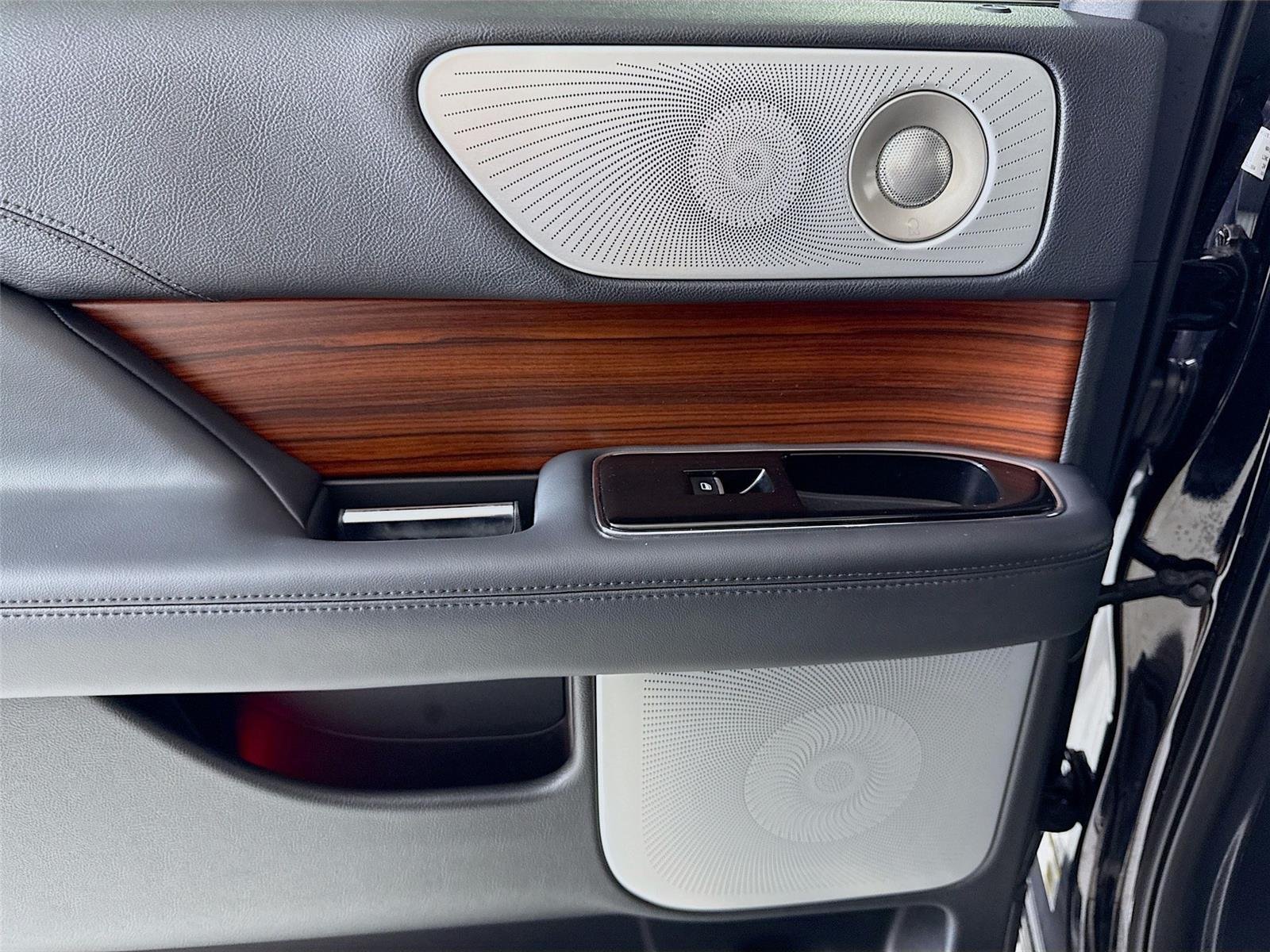 2024 Lincoln Navigator L Reserve photo 20