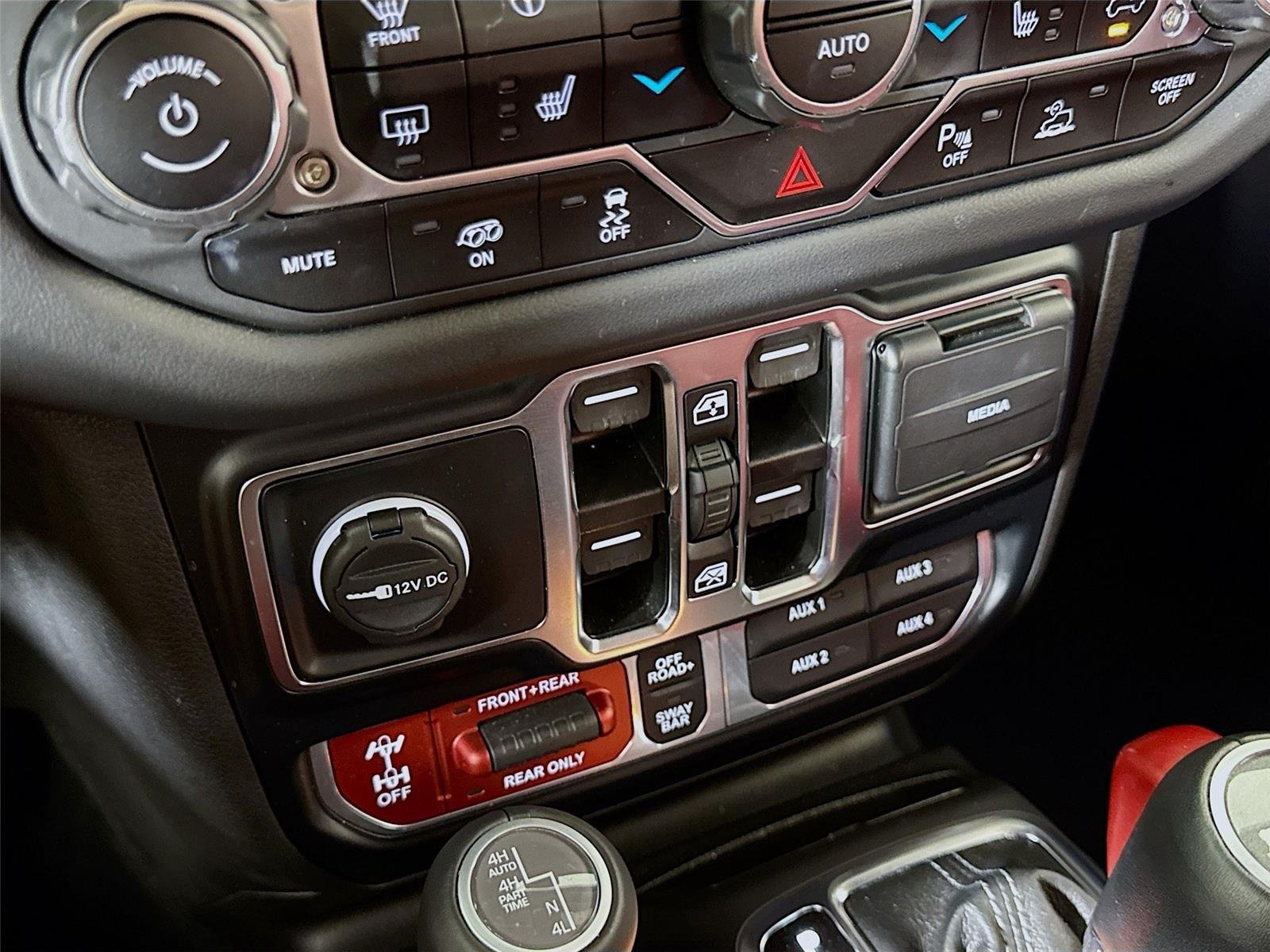 2024 Jeep Wrangler Rubicon 392 photo 17