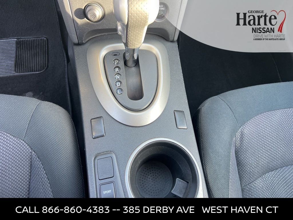 2013 Nissan Rogue S photo 26