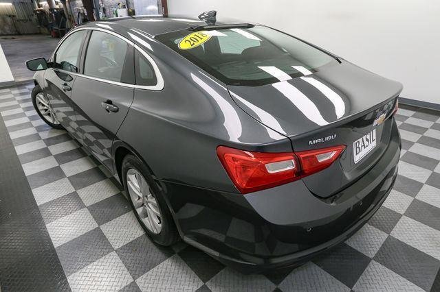 2018 Chevrolet Malibu Hybrid Base photo 9