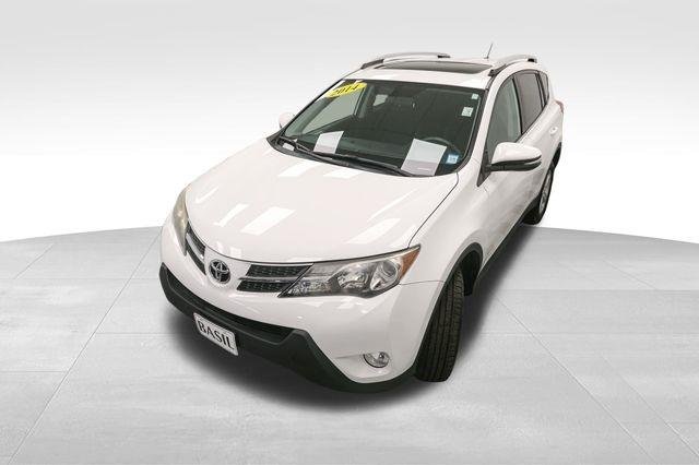 2014 Toyota RAV4 XLE photo 4