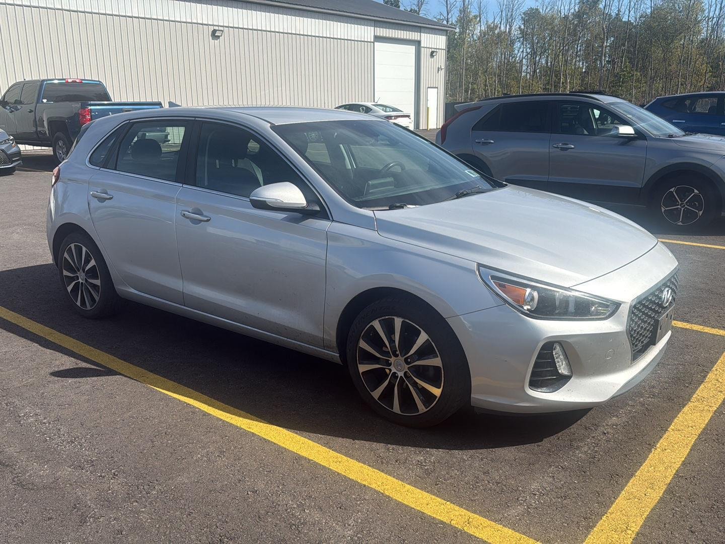 2018 Hyundai Elantra GT photo 2