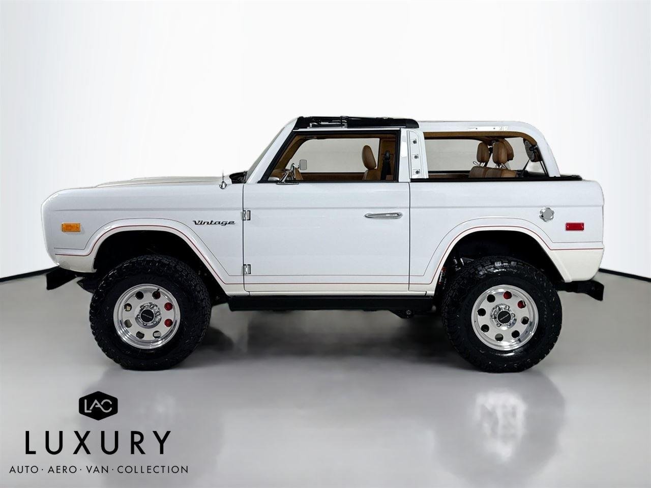 2025 Ford Bronco Badlands photo 6