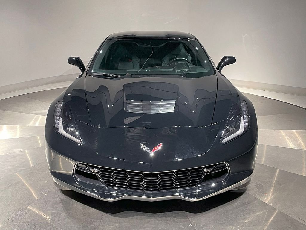 2015 Chevrolet Corvette Stingray 2LT photo 17