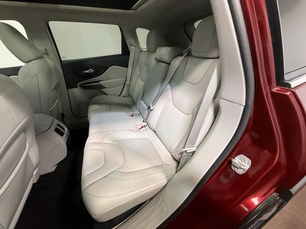 2021 Jeep Cherokee Limited photo 7