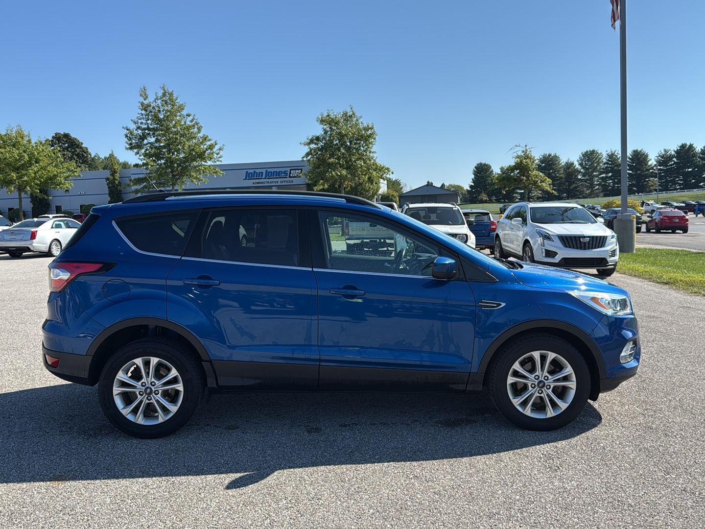 2018 Ford Escape SEL photo 4