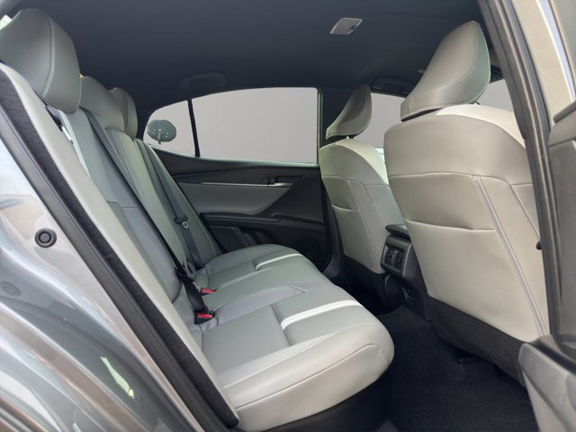 2025 Toyota Camry SE photo 19