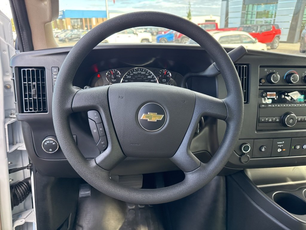 2025 Chevrolet Express 3500 Work Van photo 11