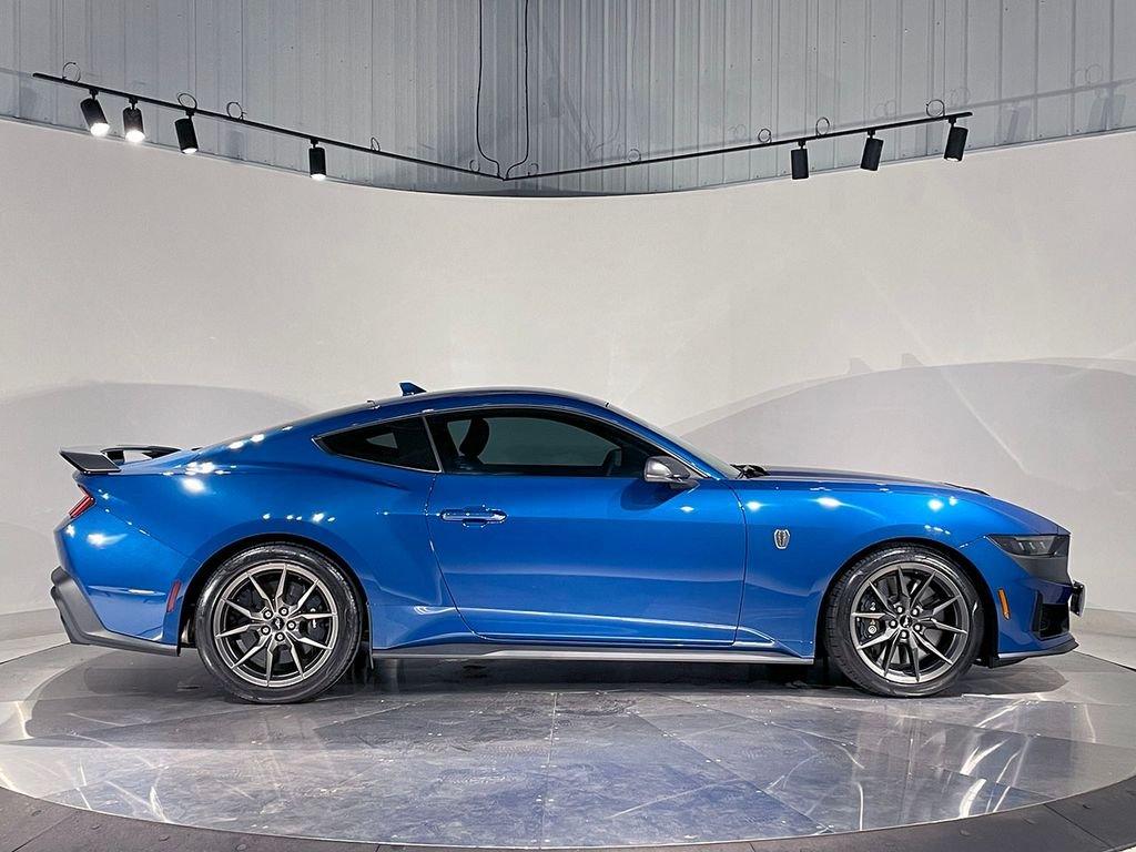 2024 Ford Mustang Dark Horse photo 5