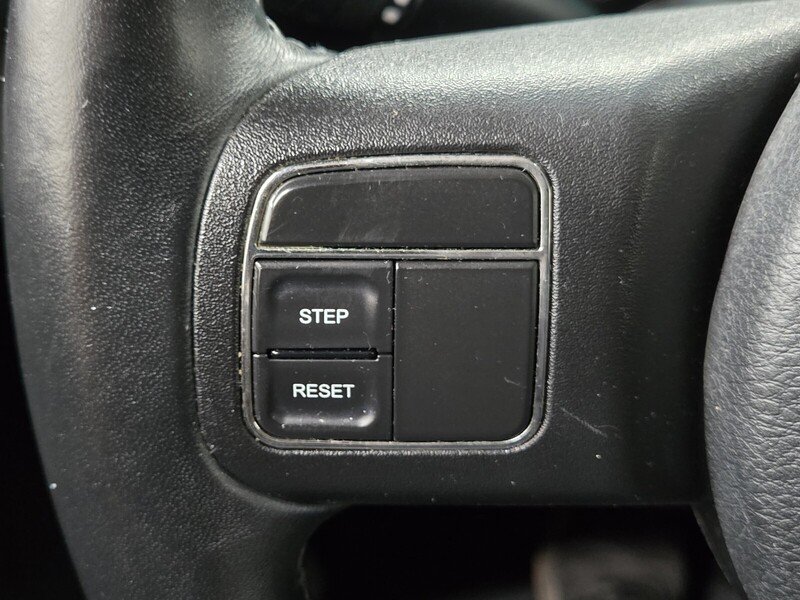 2013 Jeep Wrangler Sport photo 15