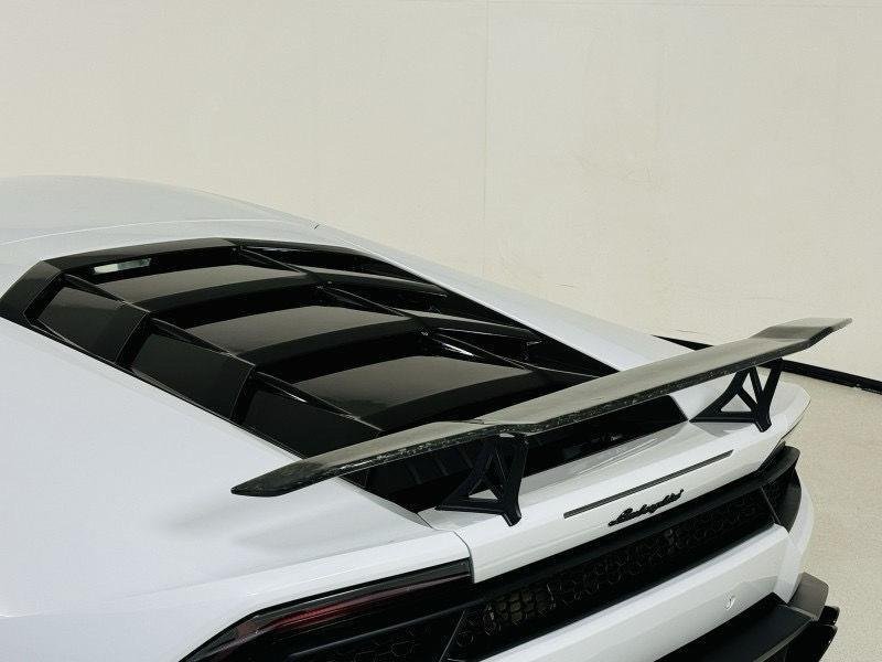 2019 Lamborghini Huracan photo 14