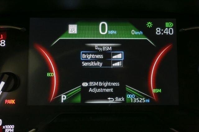 2025 Toyota RAV4 XLE photo 33