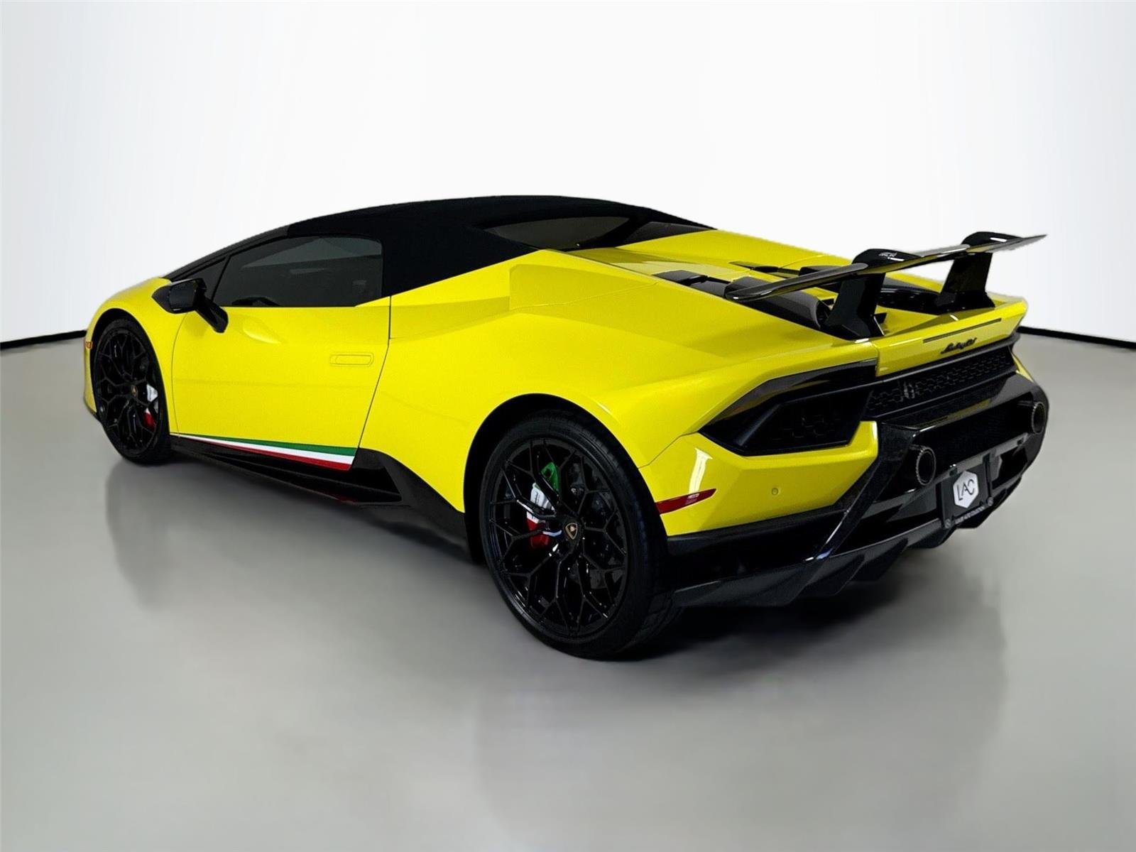 2019 Lamborghini Huracan Spyder Performante photo 43