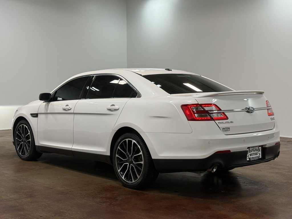 2019 Ford Taurus SHO photo 20