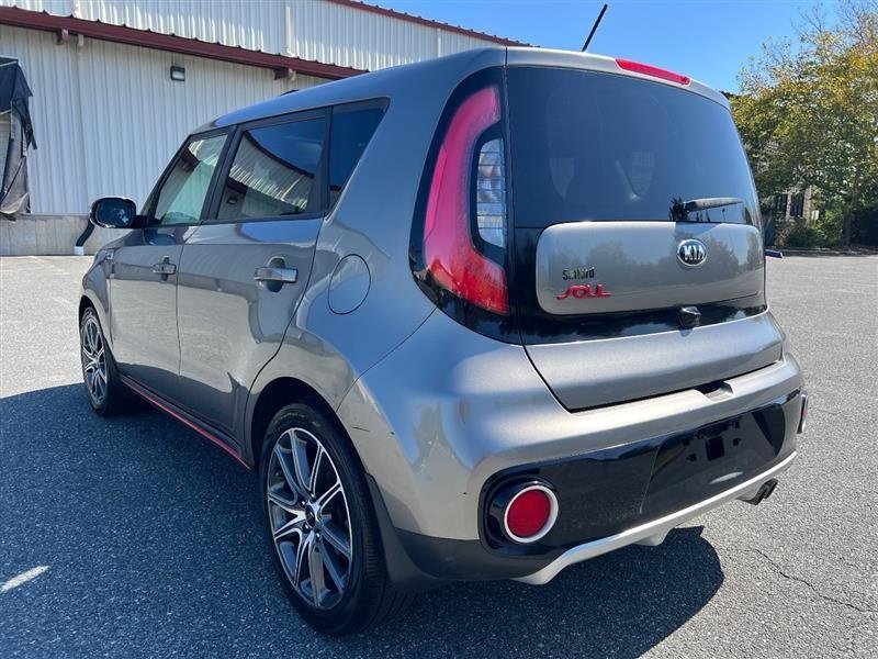2018 Kia Soul Exclaim photo 3
