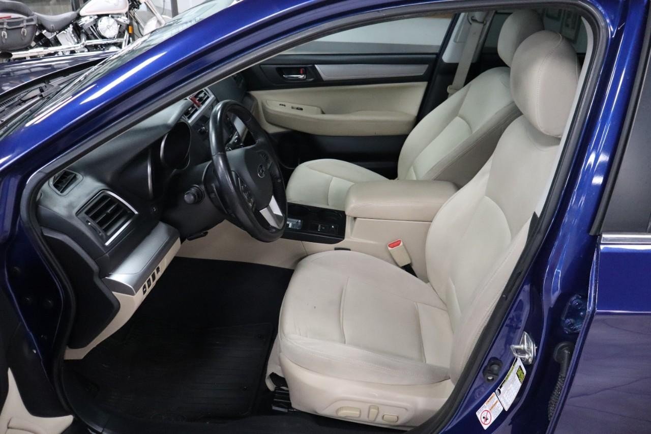 2016 Subaru Legacy 2.5i Premium photo 9