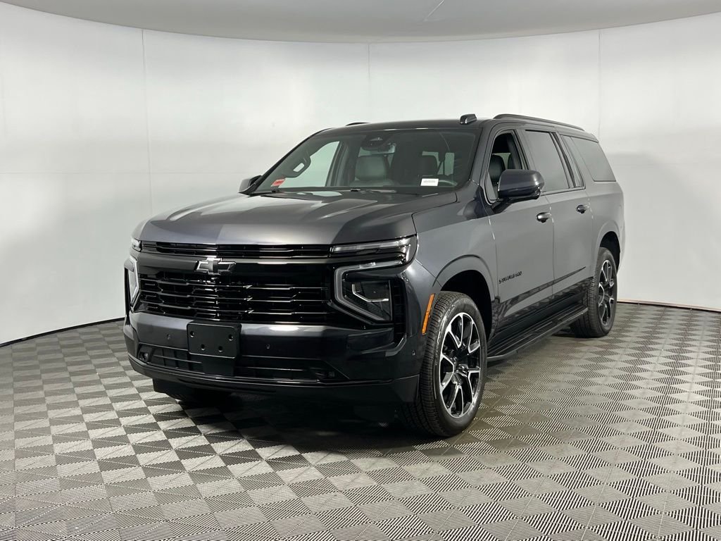 2025 Chevrolet Suburban RST photo 2