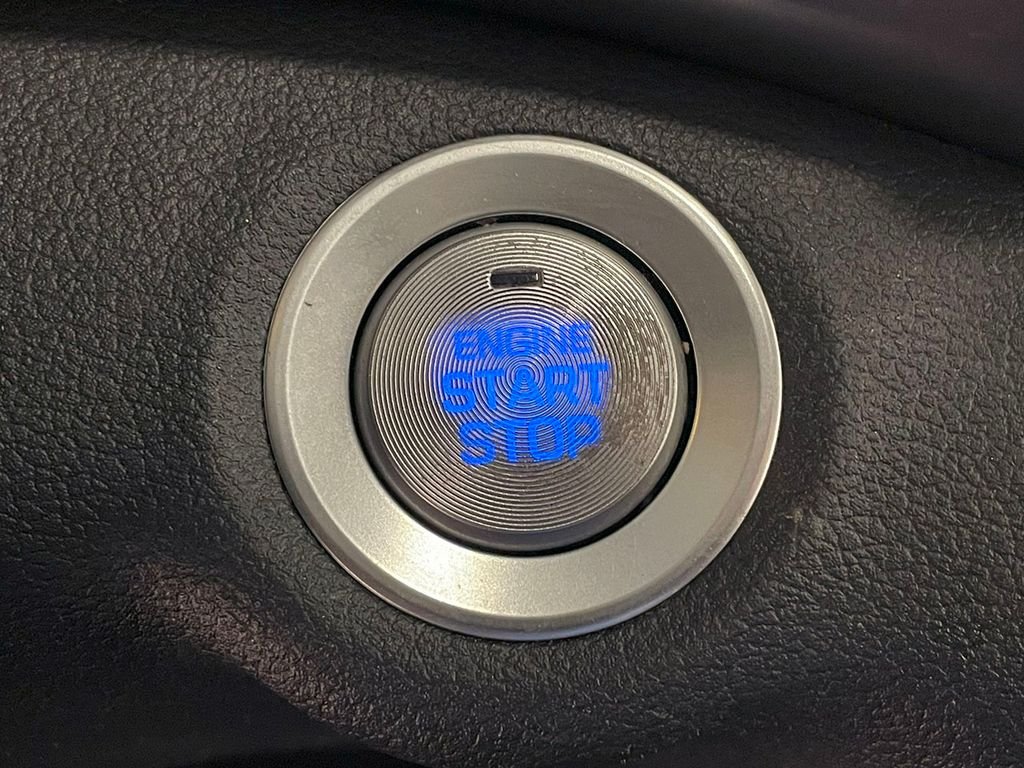 2020 Hyundai Elantra Value Edition photo 24