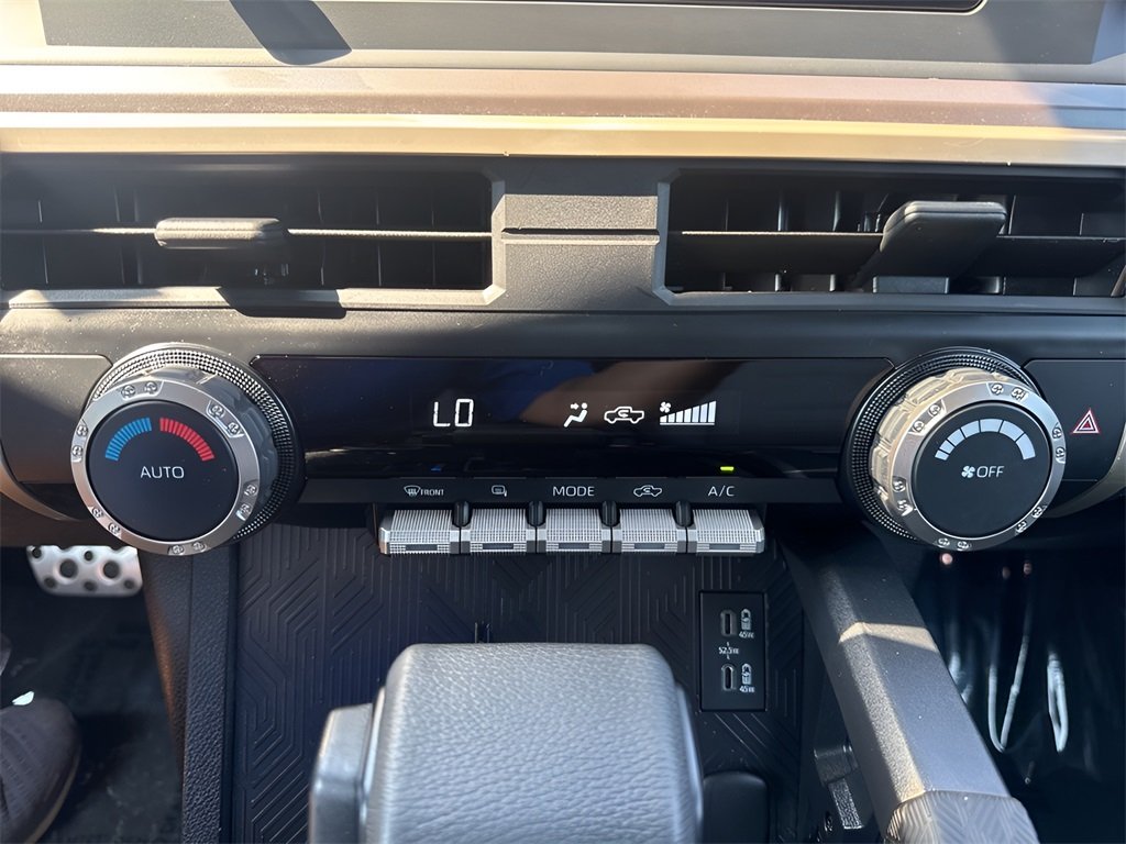 2025 Toyota Tacoma TRD Sport photo 18