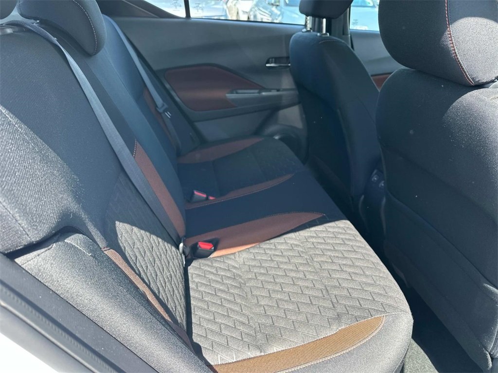 2024 Nissan Kicks SR photo 16