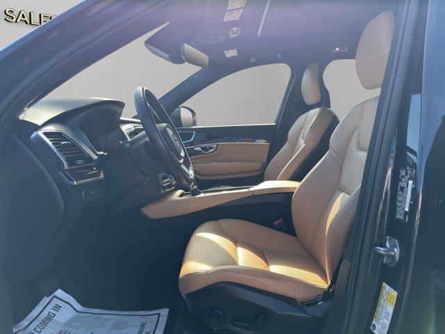 2017 Volvo XC90 Momentum photo 9