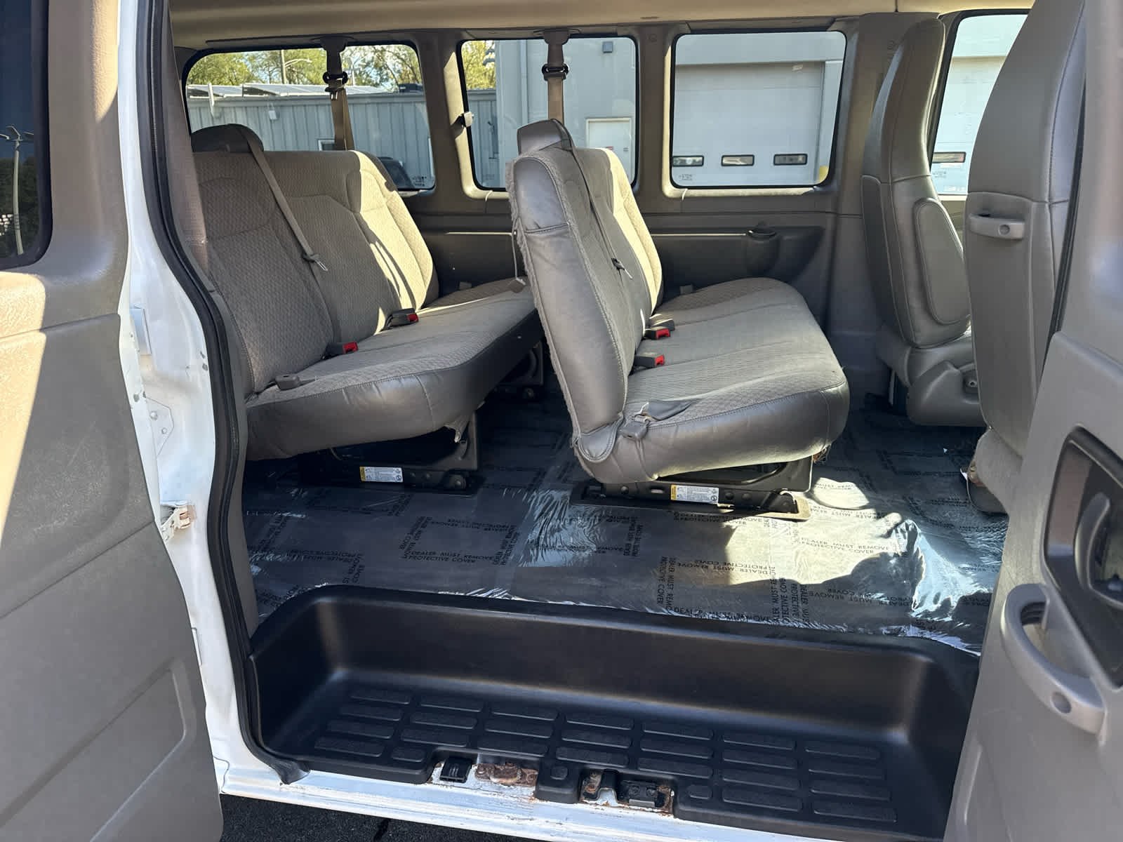 2016 Chevrolet Express LS photo 13