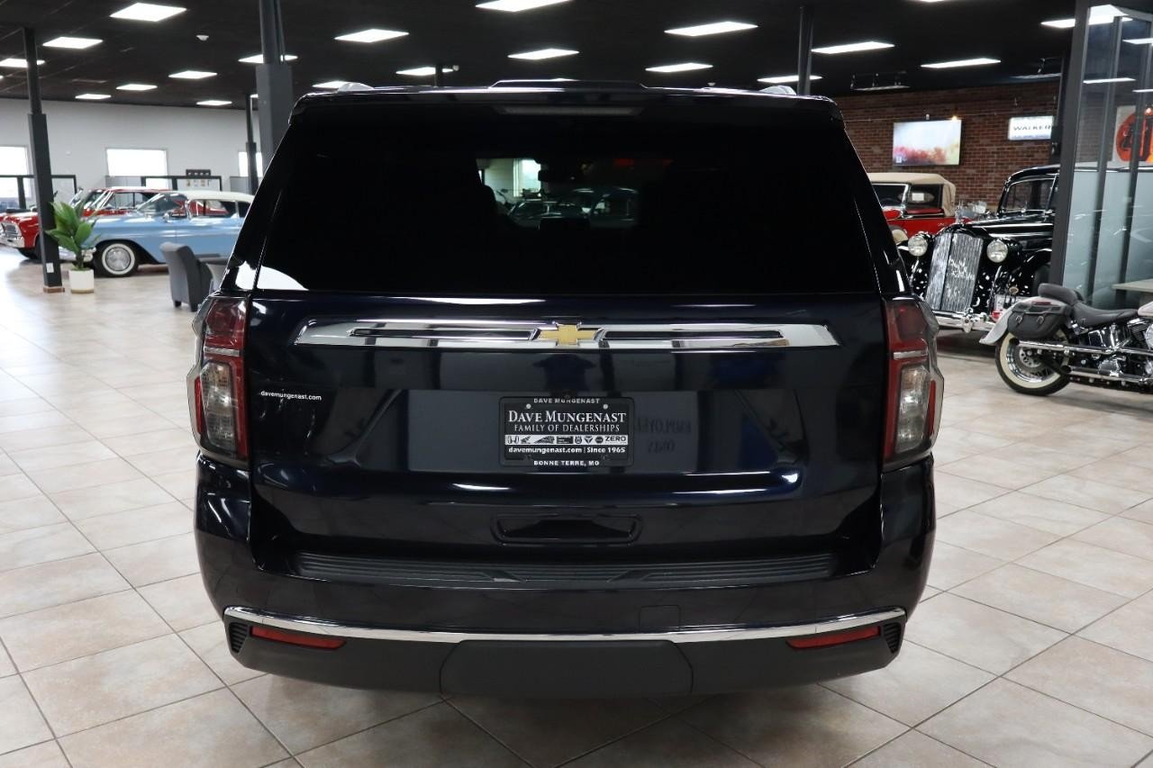 2023 Chevrolet Tahoe LT photo 4