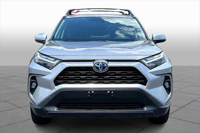 2023 Toyota RAV4 Hybrid XLE Premium photo 3