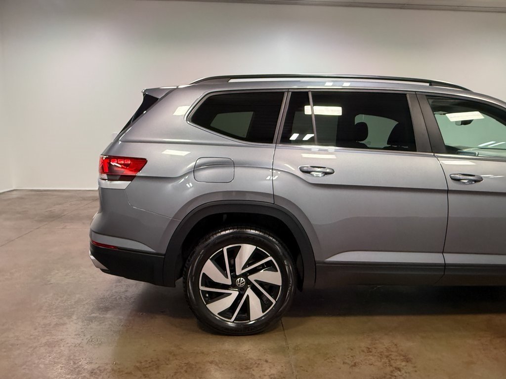 2025 Volkswagen Atlas SE Technology photo 27