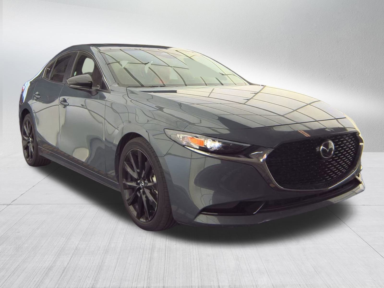 2024 Mazda Mazda3 2.5 s Carbon photo 4