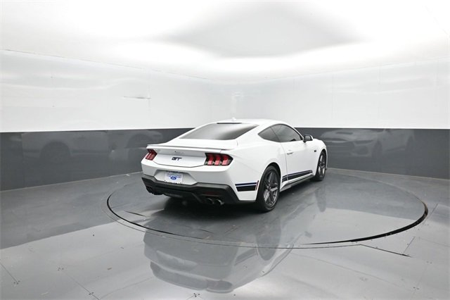 2024 Ford Mustang GT Premium photo 4