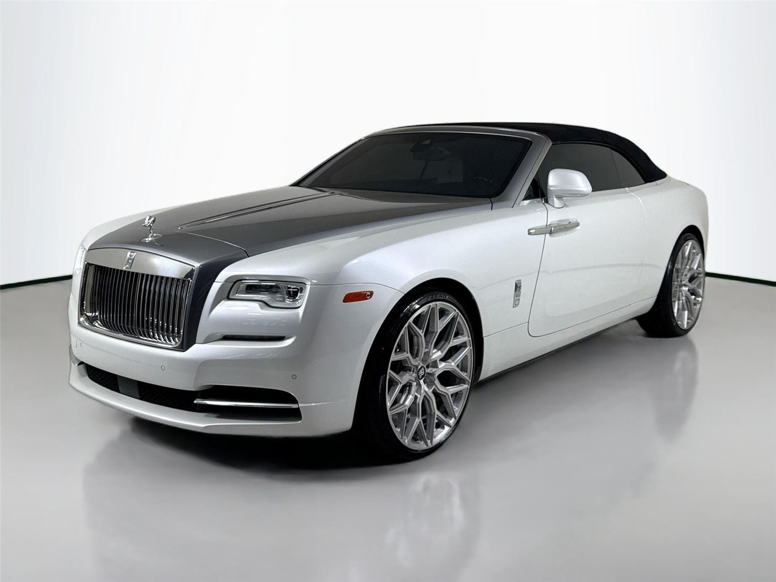 2016 Rolls Royce Dawn RR6 photo 48