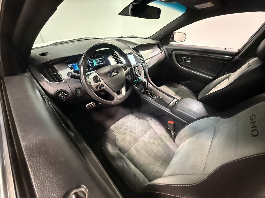 2019 Ford Taurus SHO photo 47