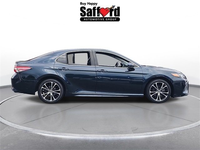 2018 Toyota Camry SE photo 7