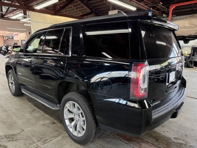 2018 Gmc Yukon SLE photo 2
