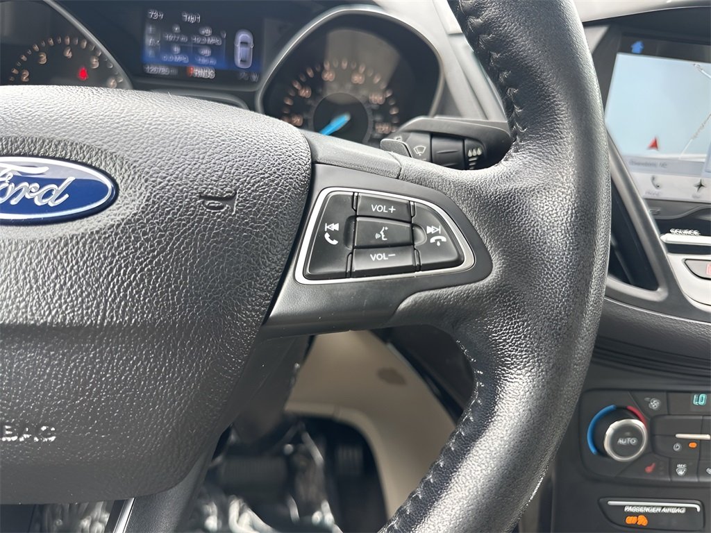 2017 Ford Escape Titanium photo 16