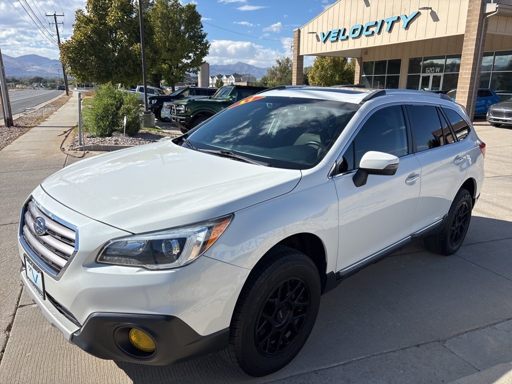 2017 Subaru Outback 3.6R photo 2