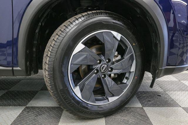 2025 Nissan Rogue SV photo 15
