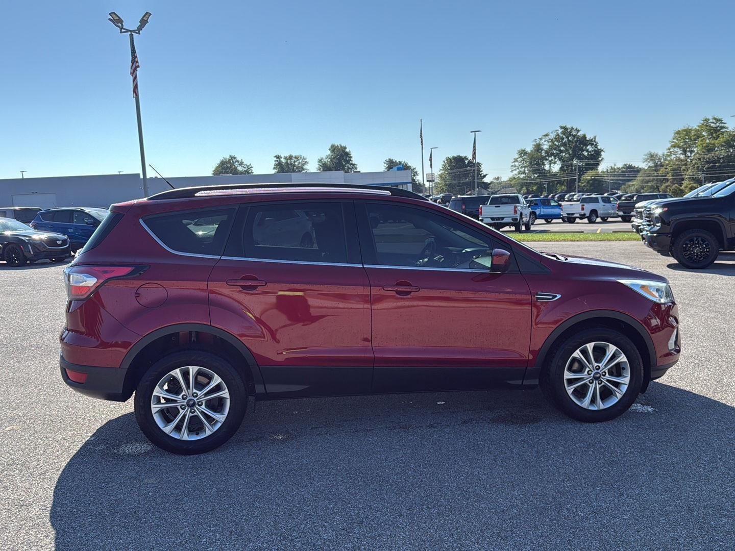 2017 Ford Escape SE photo 4